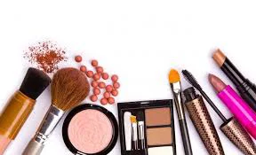 MAKEUP KIT