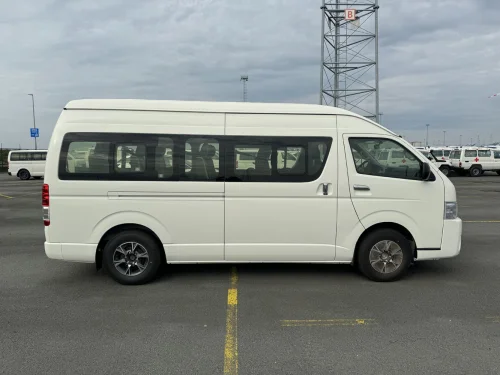 2024 Toyota Hiace GL High Roof 2.5L Turbo Diesel MT 15-Seater